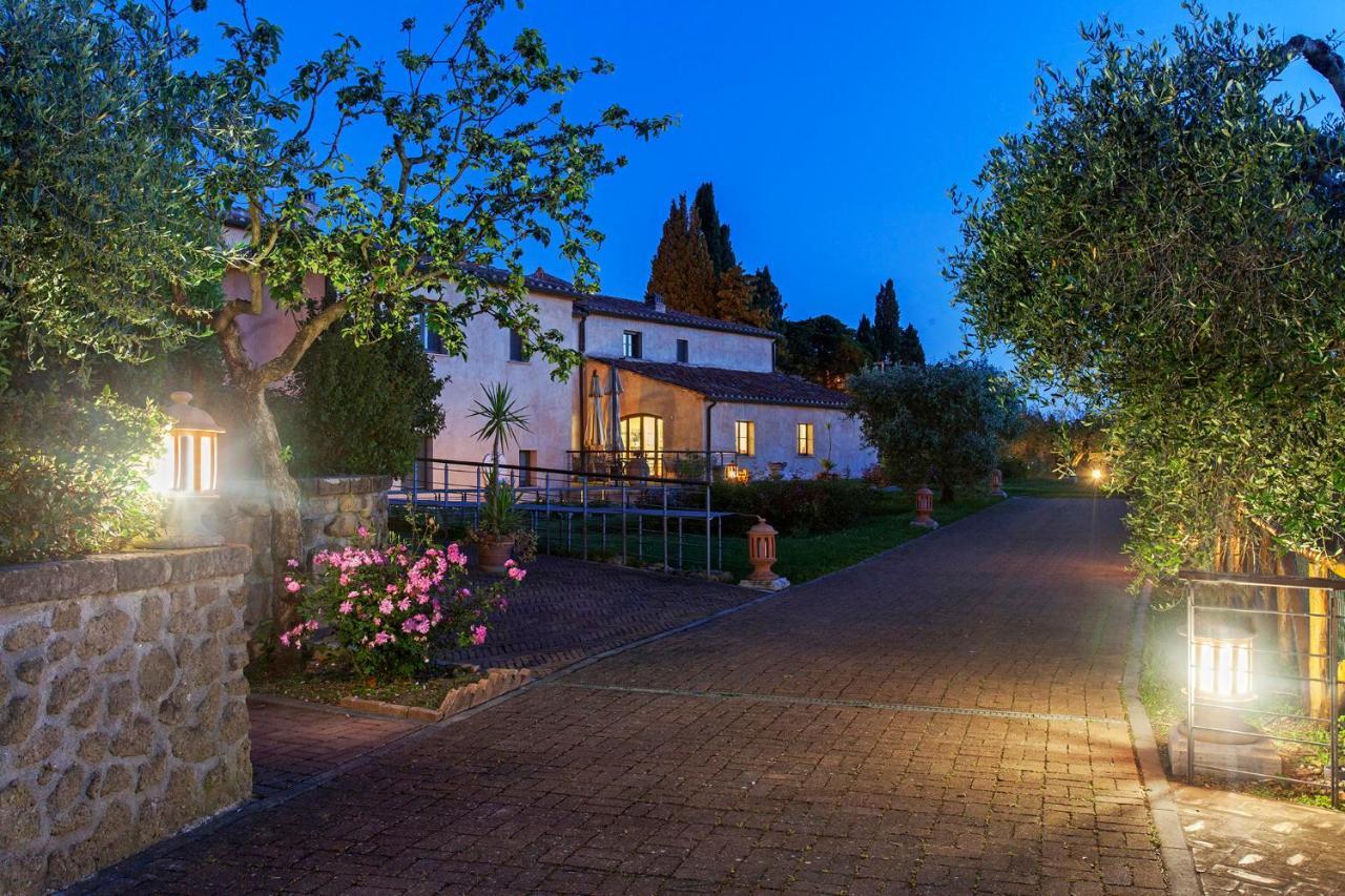 Sovana Hotel & Resort Luaran gambar