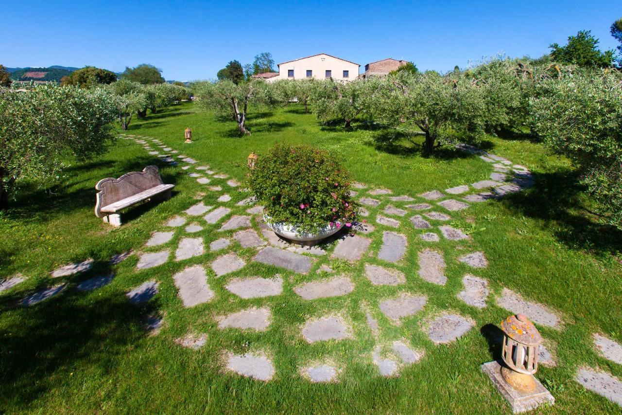 Sovana Hotel & Resort Luaran gambar