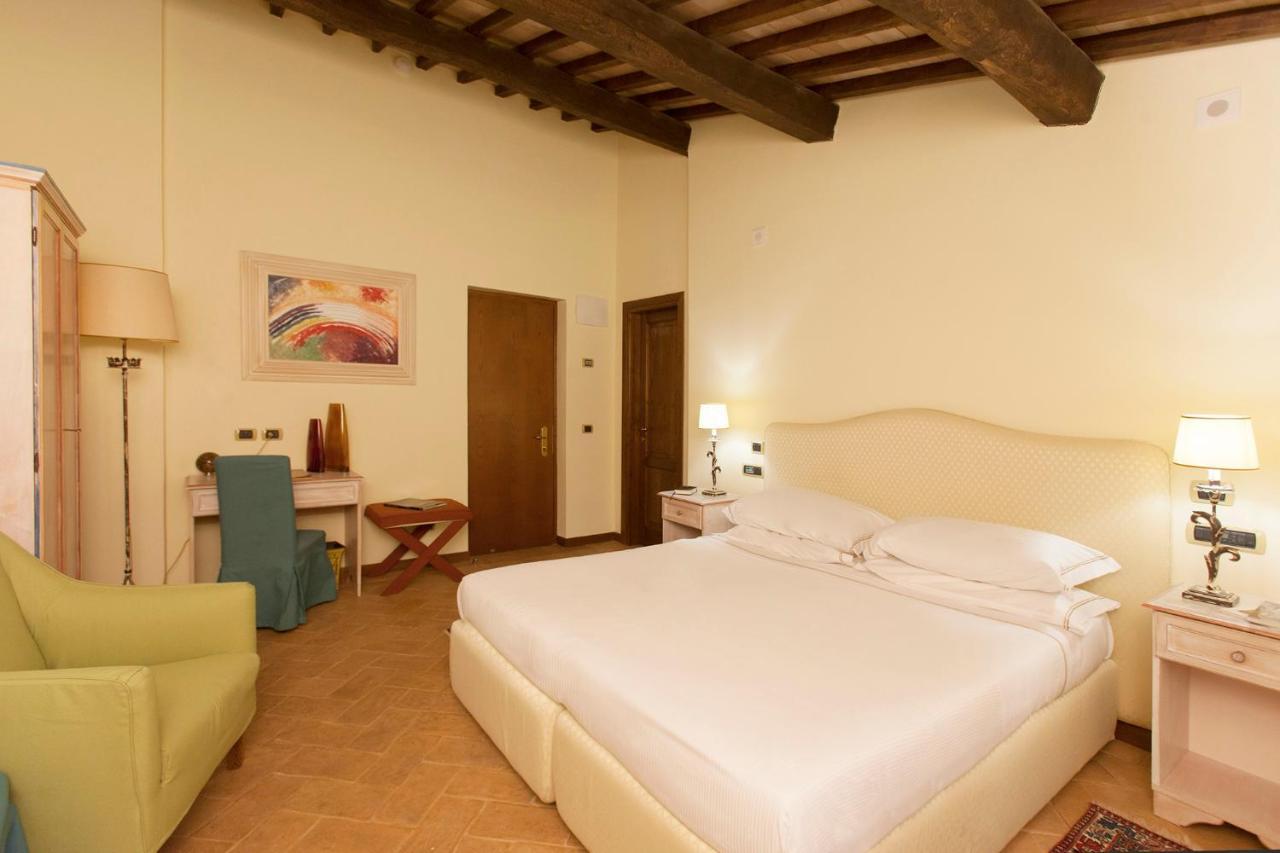 Sovana Hotel & Resort Luaran gambar