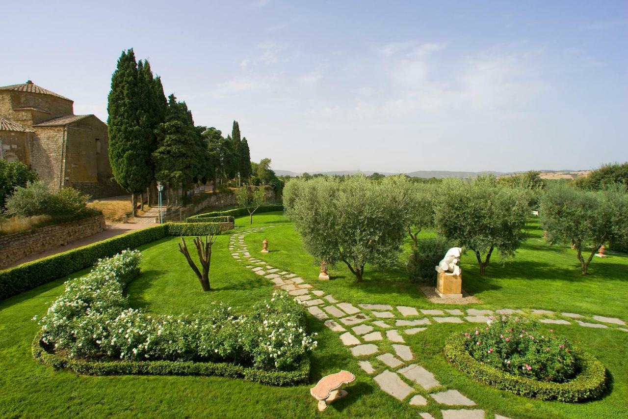 Sovana Hotel & Resort Luaran gambar