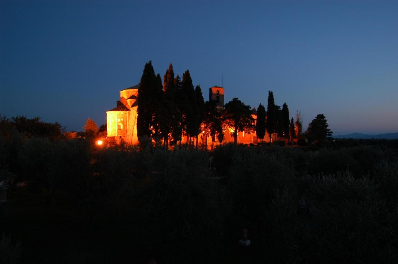 Sovana Hotel & Resort Luaran gambar