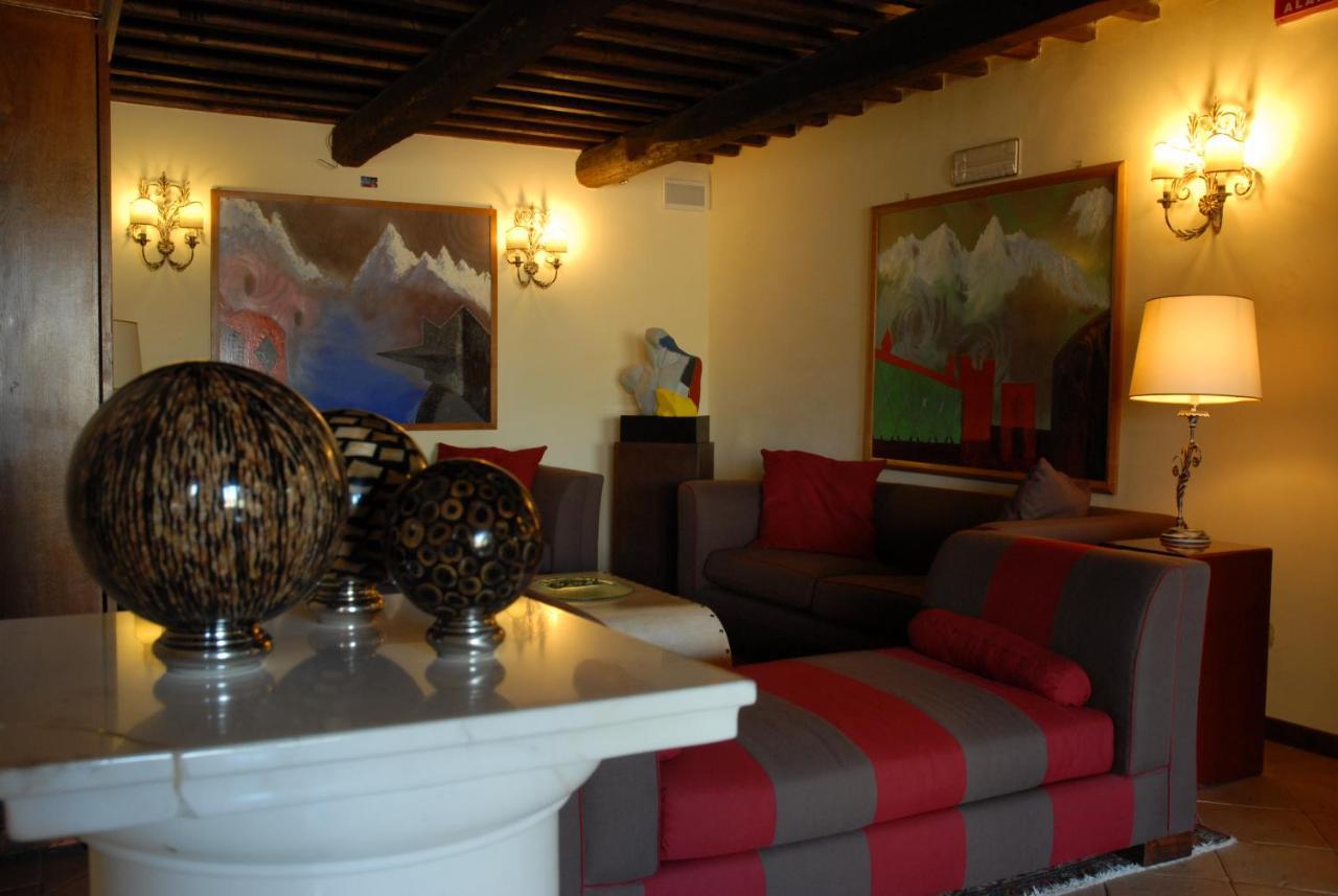 Sovana Hotel & Resort Luaran gambar